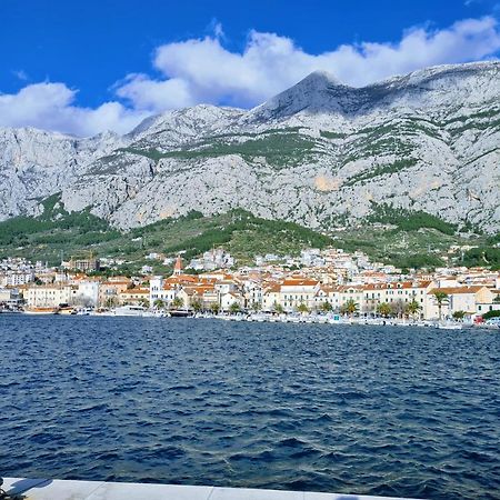 Apartment Ivona With Beautiful Seaview Makarska Buitenkant foto