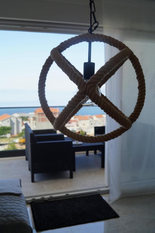 Apartment Ivona With Beautiful Seaview Makarska Buitenkant foto