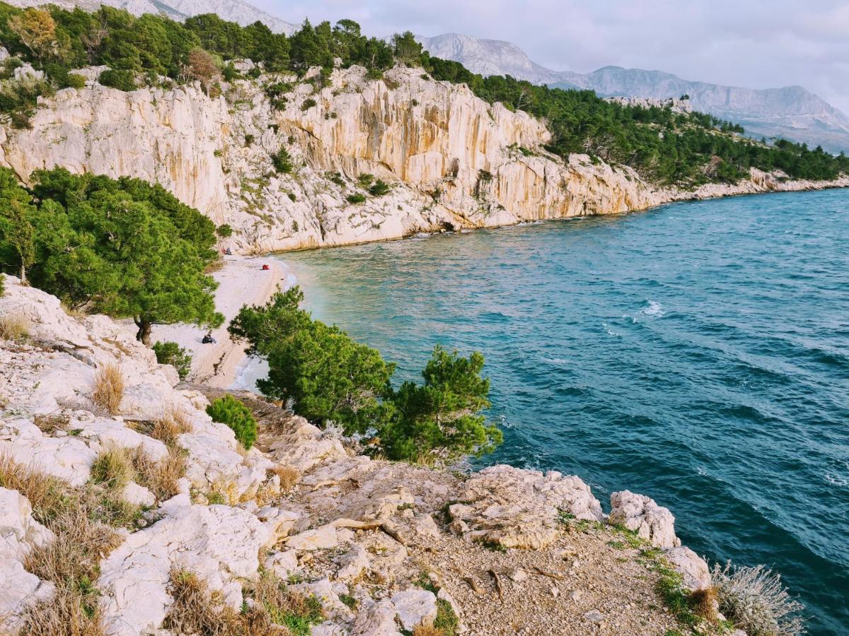 Apartment Ivona With Beautiful Seaview Makarska Buitenkant foto